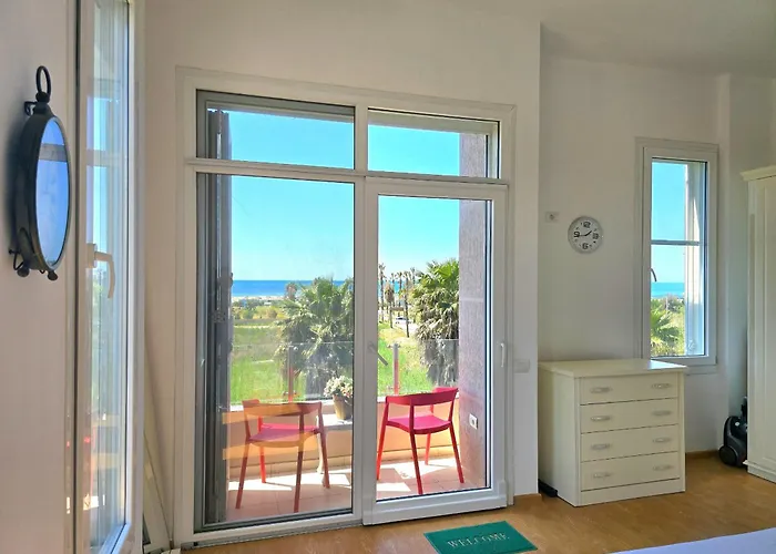 Apartment Sea View 092 *